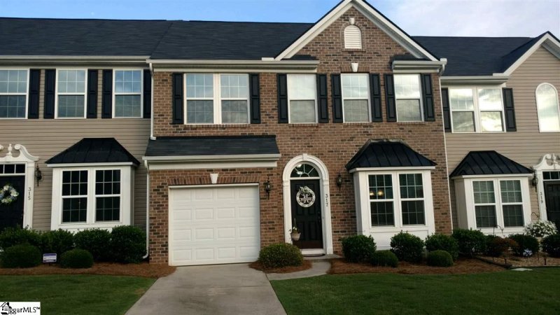 317 Bellerive Drive