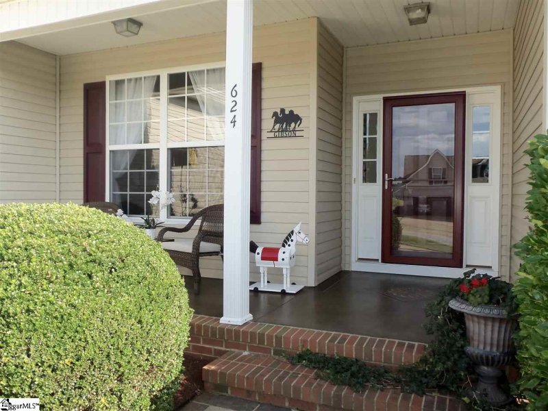 Property image 3 at 624 Nichole Place, Greer, SC 29651