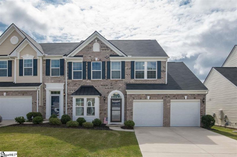359 Bellerive Drive