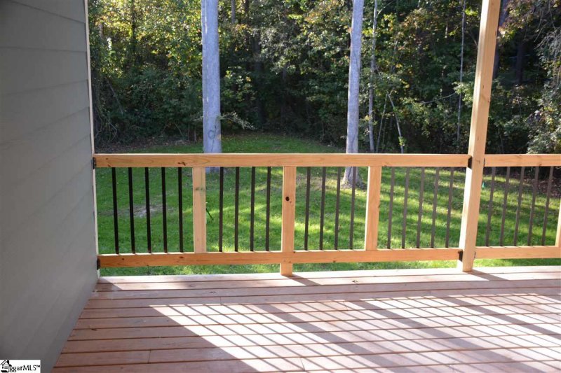 Property image 4 at 105 Graclan Court, Simpsonville, SC 29680