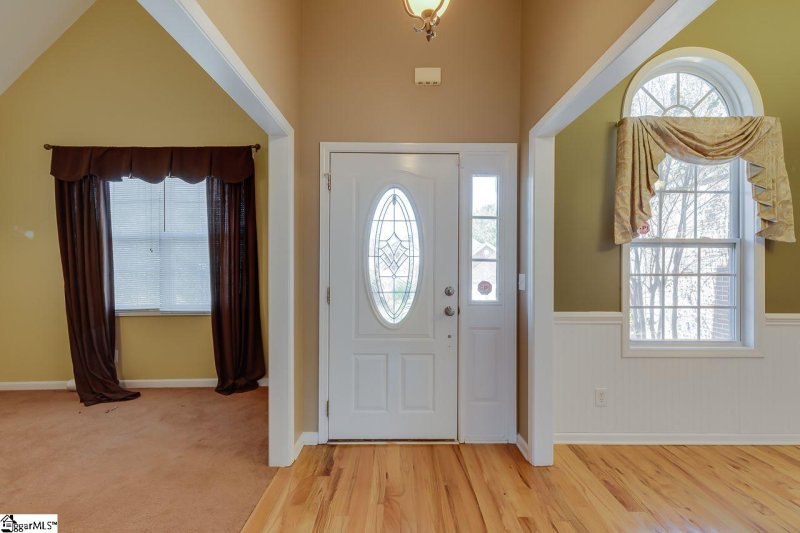 Property image 3 at 4 Nakkol Drive, Simpsonville, SC 29680