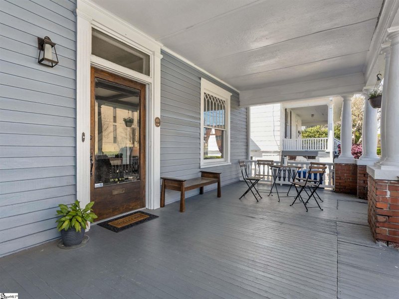 Property image 4 at 280 S Spring Street, Spartanburg, SC 29306