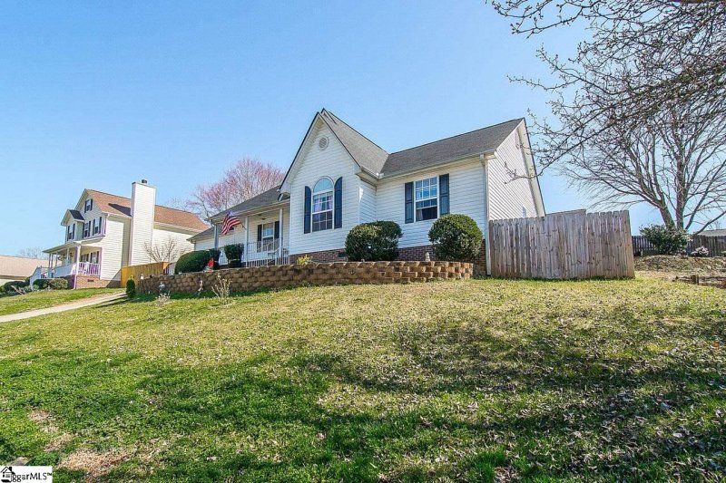 Property image 3 at 115 Hatteras Lane, Simpsonville, SC 29680