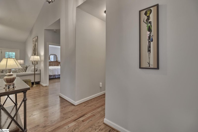 Property image 5 at 5 Ledge Run Court, Greenville, SC 29617