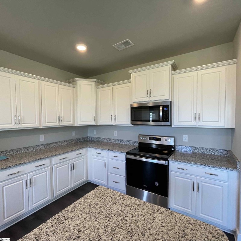 Property image 5 at 407 Albermarle Lane, Greer, SC 29650