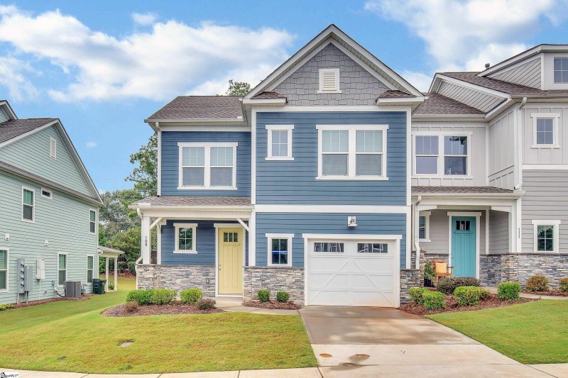 109 Coogan Lane
