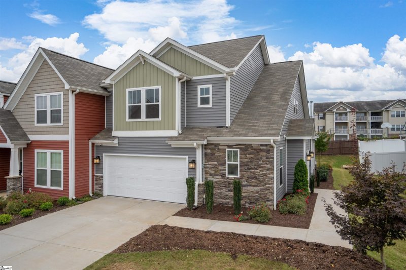 Property image 2 at 7 MayFair Station Way, Greer, SC 29650