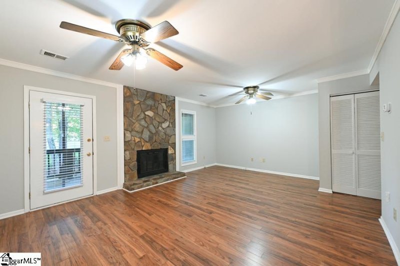 Property image 5 at 100 Stallings Road, Taylors, SC 29687