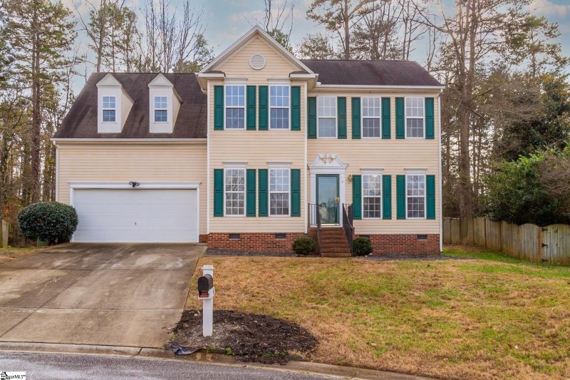 4 Laurelberry Lane