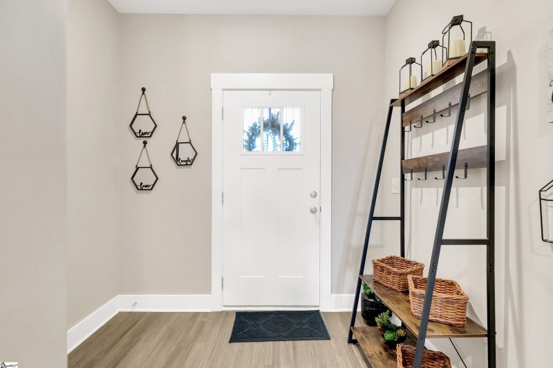 Property image 4 at 210 Waverton Drive, Greer, SC 29650
