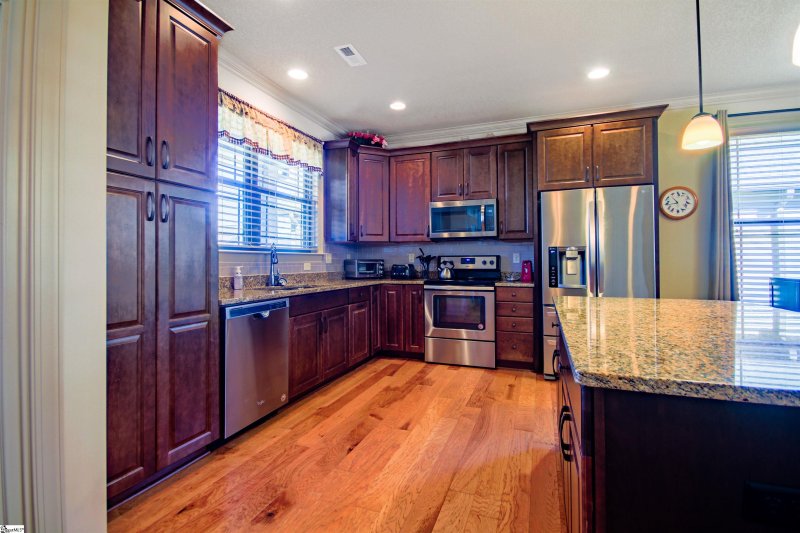 Property image 3 at 529 Ashler Drive, Greer, SC 29650