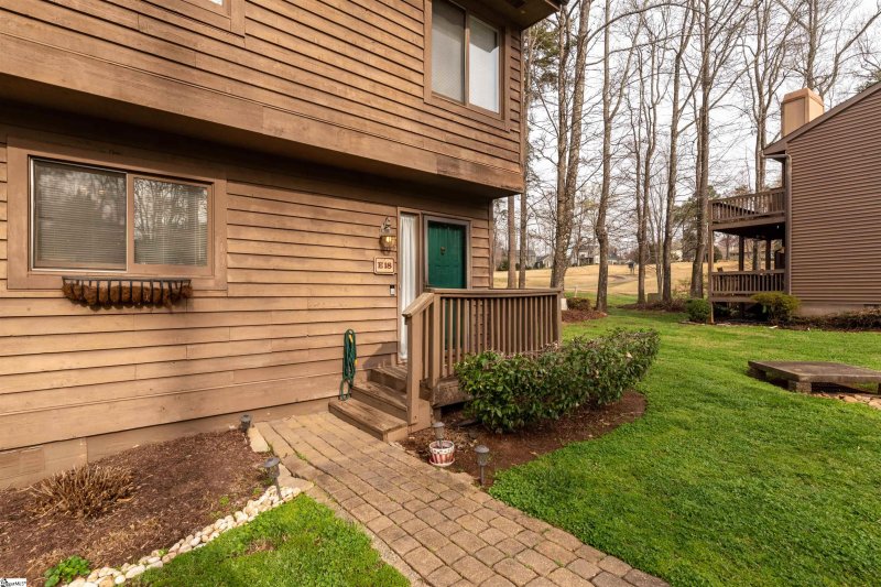 Property image 2 at 100 Stallings Road, Taylors, SC 29687