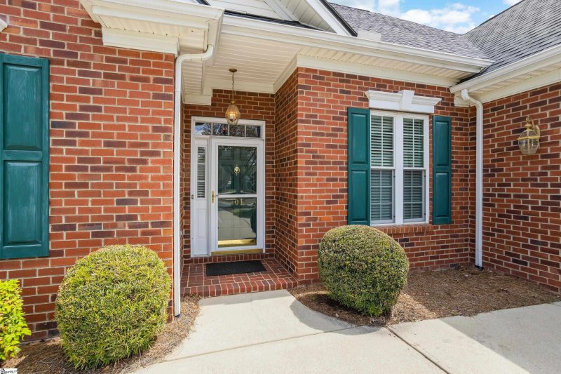 Property image 4 at 401 Ashby Park Lane, Greenville, SC 29607