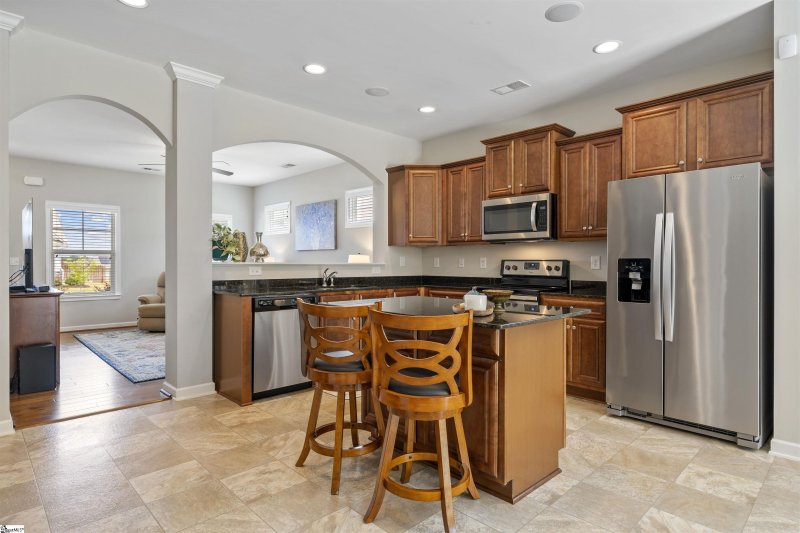 Property image 2 at 118 Viewmont Drive, Duncan, SC 29334