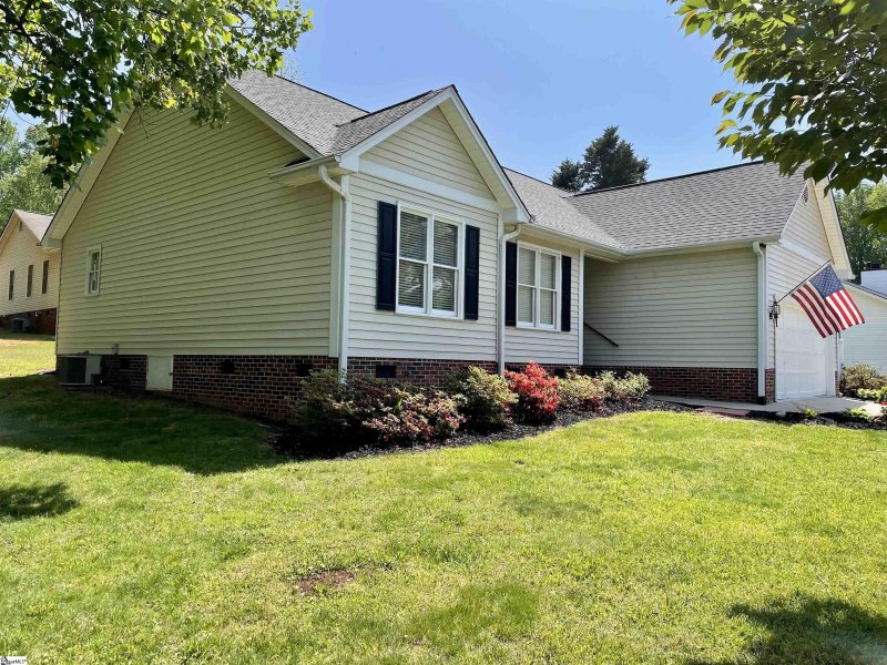 Property image 4 at 139 Hatteras Lane, Simpsonville, SC 29680