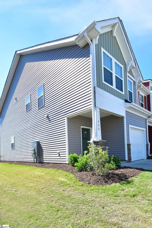 Property image 3 at 206 Waverton Drive, Greer, SC 29650