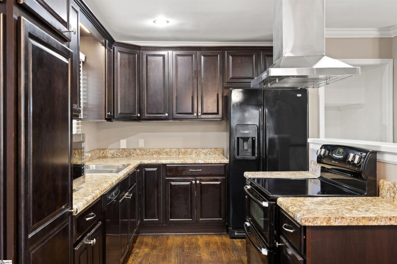 Property image 5 at 24 Kathryan Court, Greenville, SC 29605