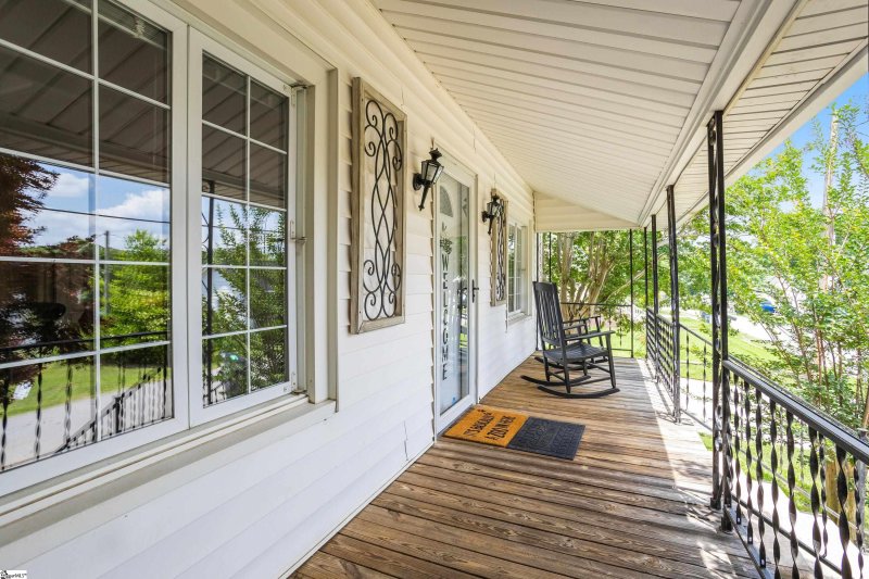 Property image 3 at 15 Allen Street, Pelzer, SC 29669