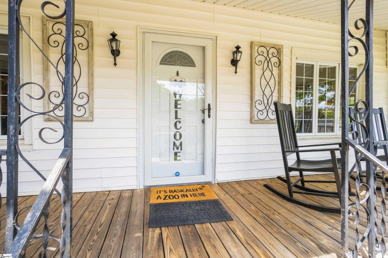 Property image 4 at 15 Allen Street, Pelzer, SC 29669
