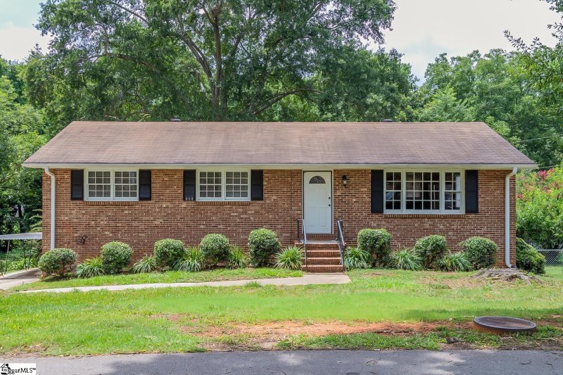 302 Farmington Road