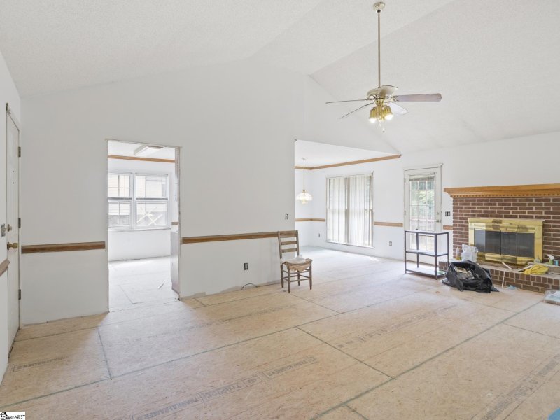 Property image 3 at 217 Waterbury Court, Simpsonville, SC 29680