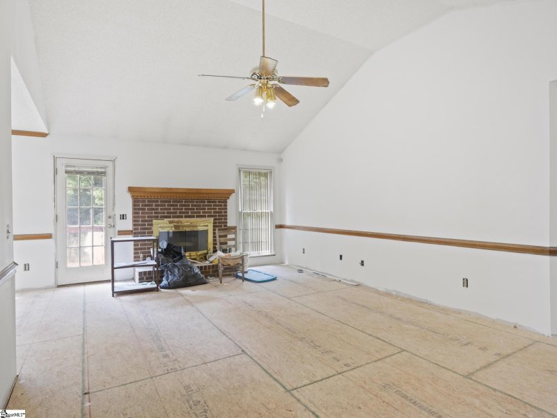 Property image 4 at 217 Waterbury Court, Simpsonville, SC 29680