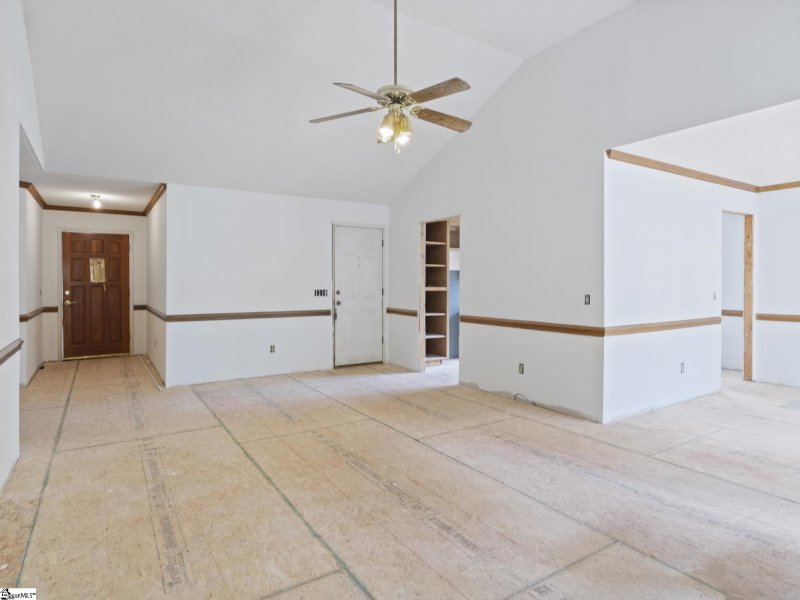 Property image 5 at 217 Waterbury Court, Simpsonville, SC 29680