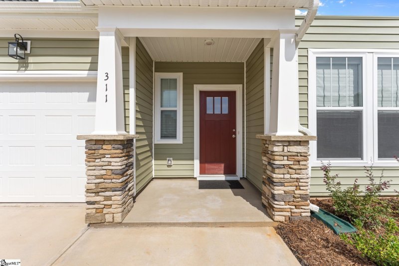 Property image 3 at 311 Albemarle Lane, Greer, SC 29650