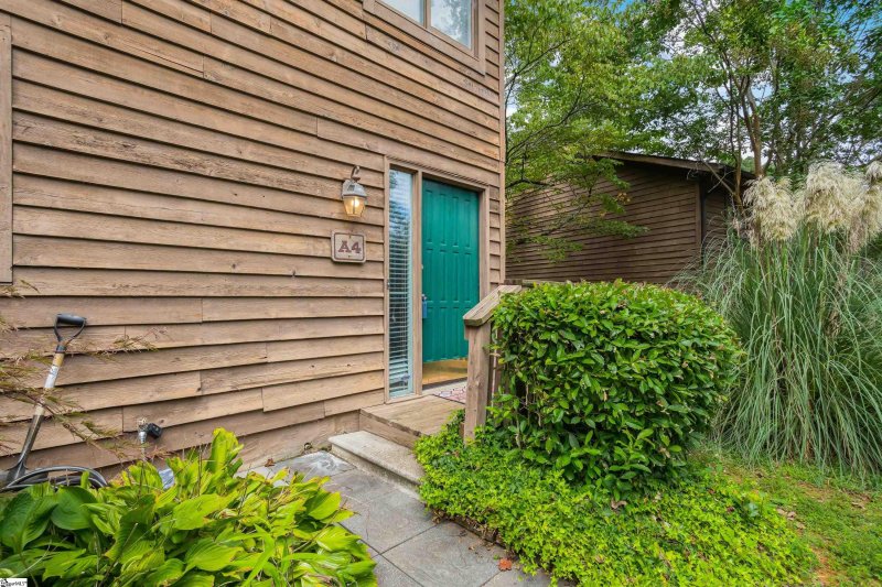 Property image 3 at 150 Stallings Road, Taylors, SC 29687