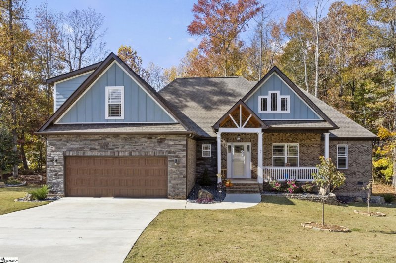105 Graclan Court