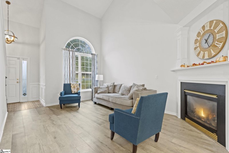 Property image 4 at 538 Laurel Meadows Parkway, Greenville, SC 29607