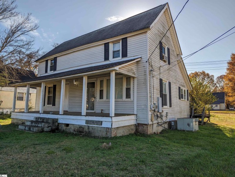 Property image 3 at 36 Square Street, Pelzer, SC 29669