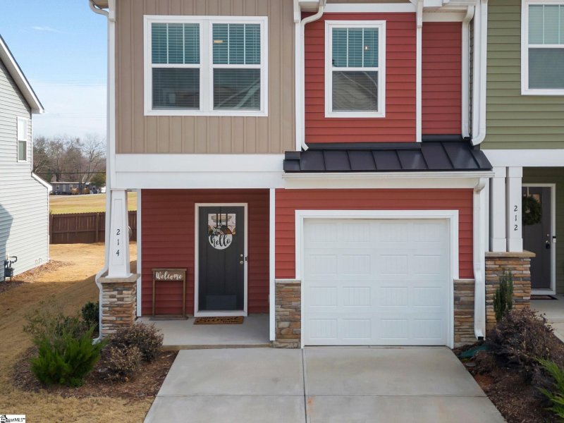 Property image 2 at 214 Waverton Drive, Greer, SC 29650