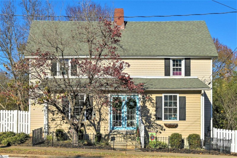 144 Lebby Street