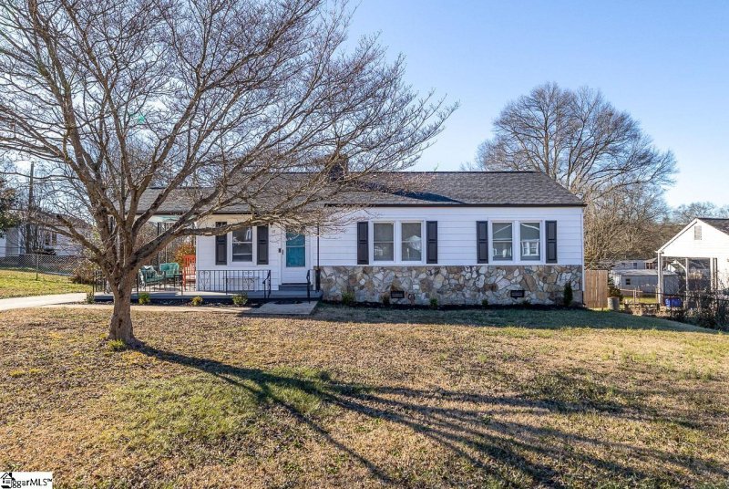 17 Westbrook Drive