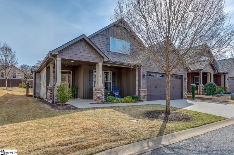 Property image 2 at 16 Bradstock Drive, Greer, SC 29650