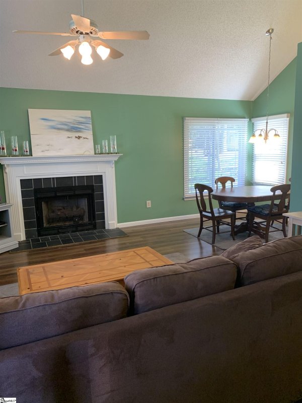 Property image 4 at 301 Waterbury Court, Simpsonville, SC 29680