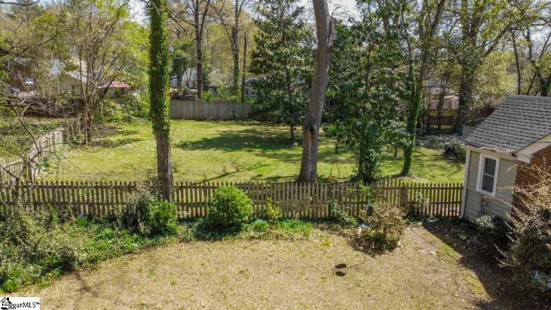 Property image 2 at 511 Pinckney Court, Spartanburg, SC 29306