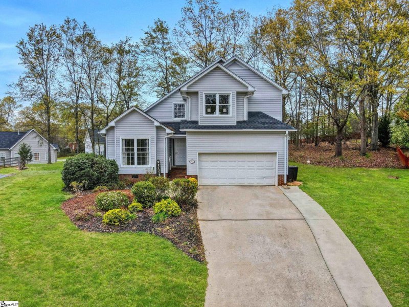 112 Fox Chase Court