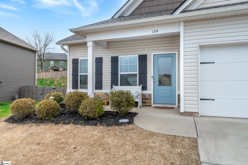 Property image 3 at 134 Viewmont Drive, Duncan, SC 29334