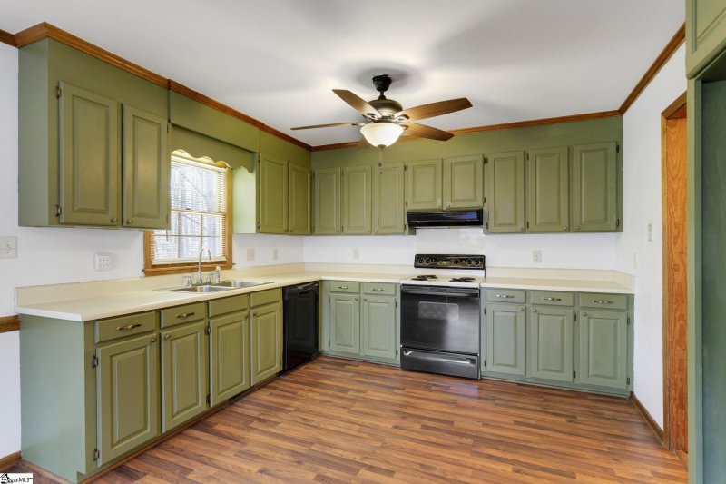 Property image 5 of 1000 Willow Branch Drive in Hunters Woods, Simpsonville, SC 29680