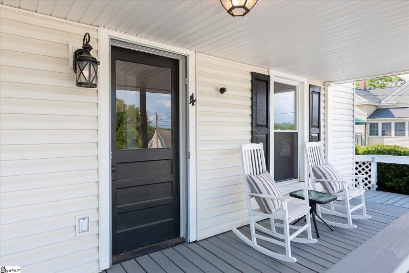 Property image 3 at 4 Courtney Street, Pelzer, SC 29669