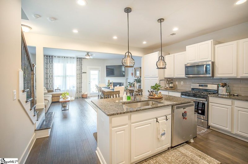 Property image 4 at 108 Mayfair Station Way, Greer, SC 29650