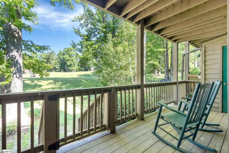 Property image 2 at 100 Stallings Road, Taylors, SC 29687