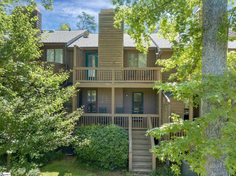 Property image 4 at 100 Stallings Road, Taylors, SC 29687