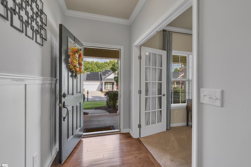 Property image 2 at 463 Shoreline Boulevard, Boiling Springs, SC 29316