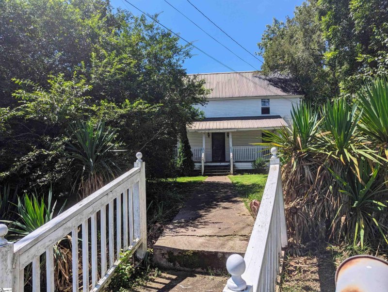Property image 2 at 3 Lyman Street, Pelzer, SC 29669