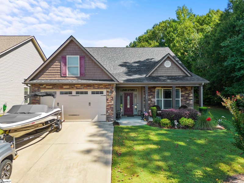 Property image 2 at 723 Grays Harbor Court, Boiling Springs, SC 29316