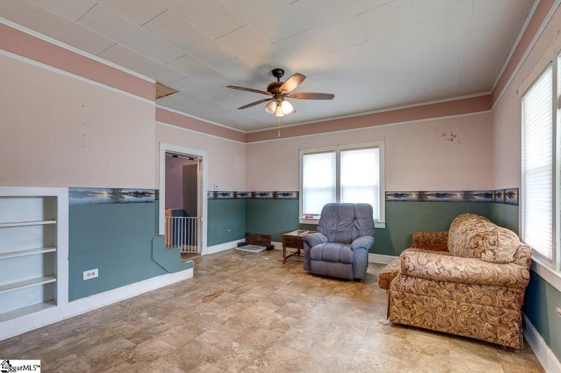 Property image 4 at 32 Lyman Street, Pelzer, SC 29669