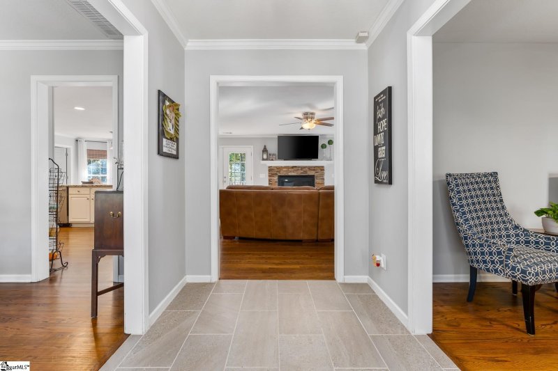 Property image 3 of 281 Byars Street in Woodland Hills, Greer, SC 29651